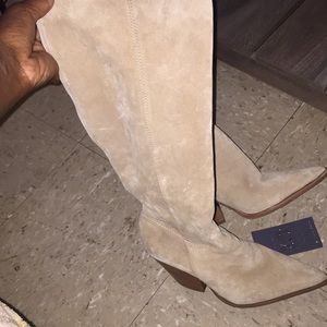 Vince Camuto Cow Girl boots👢